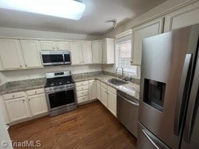 4449 Weatherton Drive, Kernersville, NC 27284