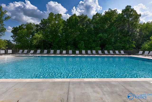 59 Hillcrest Avenue NW, Huntsville, AL 35806