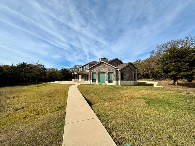 474 Eagle Cove Circle, Tioga, TX 76271