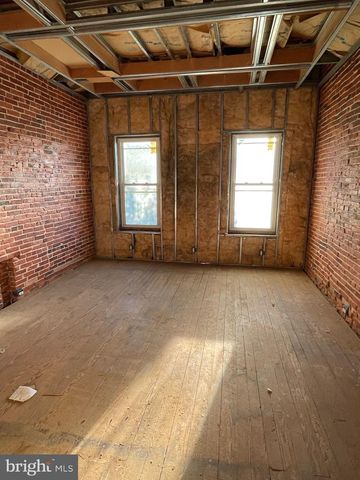 2824 HUNTINGDON AVE, Baltimore, MD 21211