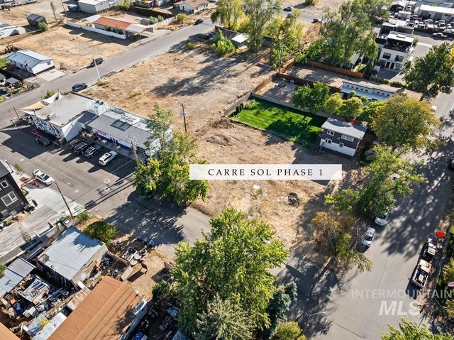 213 & 215 E 35th St, Garden City, ID 83714