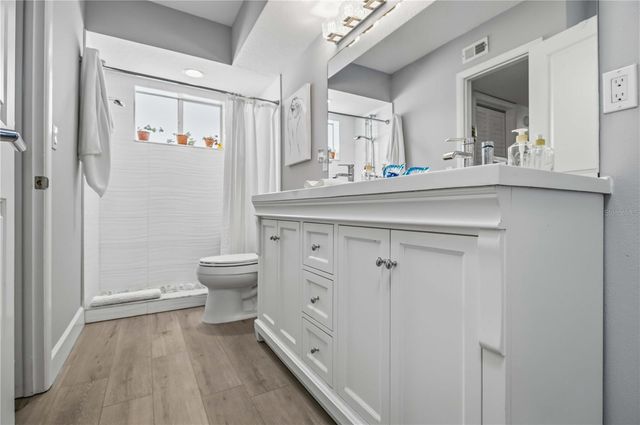 3804 GULF OF MEXICO DRIVE B204, Longboat Key, FL 34228