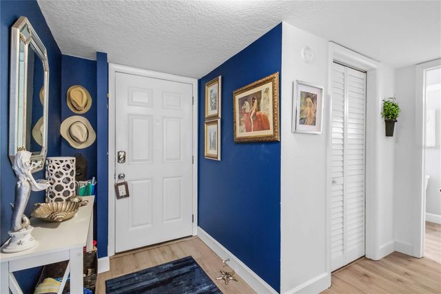3804 GULF OF MEXICO DRIVE B204, Longboat Key, FL 34228