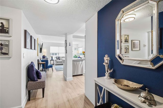 3804 GULF OF MEXICO DRIVE B204, Longboat Key, FL 34228