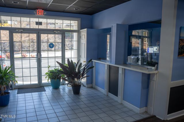 216 West Ravine Road, Kingsport, TN 37660
