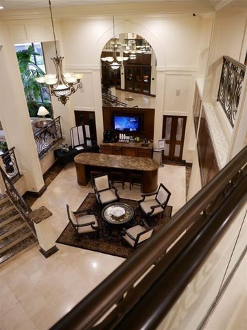 3525 Sage Road 1001, Houston, TX 77056