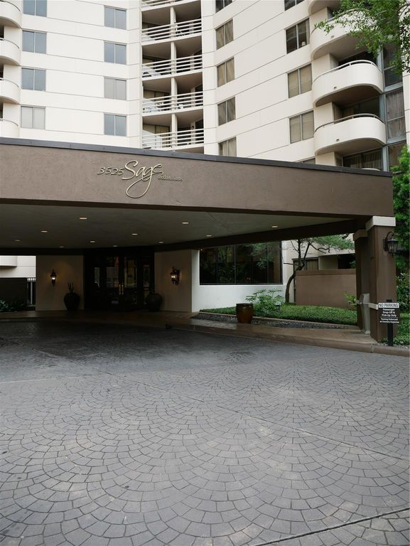 3525 Sage Road 1001, Houston, TX 77056