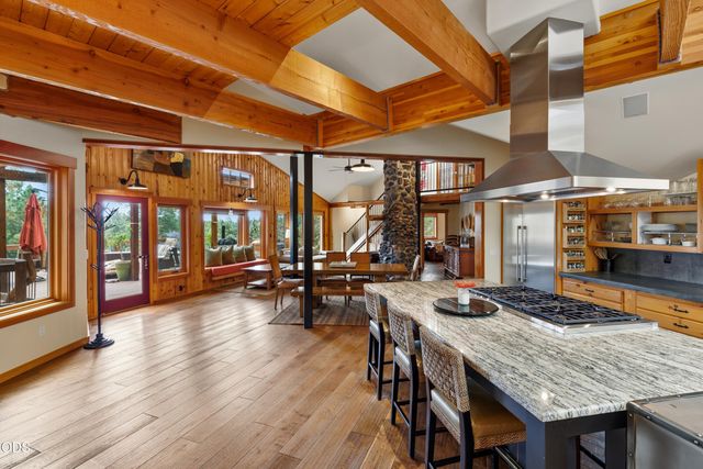 63220 Johnson Road, Bend, OR 97703