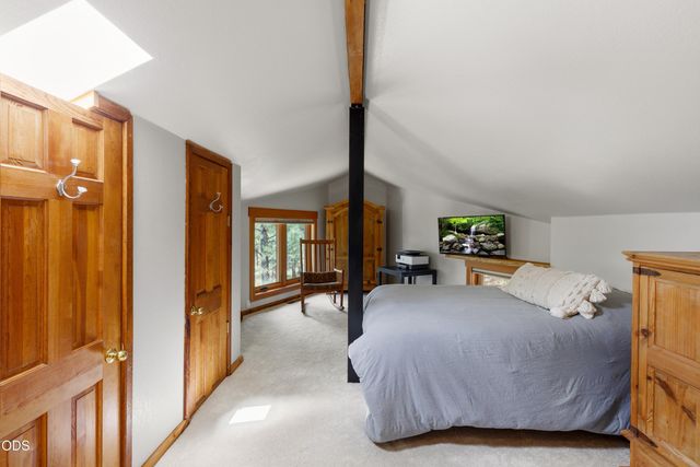 63220 Johnson Road, Bend, OR 97703