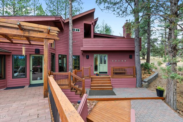 63220 Johnson Road, Bend, OR 97703
