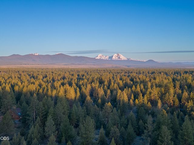63220 Johnson Road, Bend, OR 97703