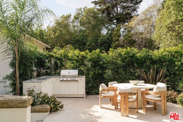 145 Butterfly Lane, Montecito, CA 93108