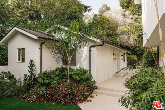 145 Butterfly Lane, Montecito, CA 93108