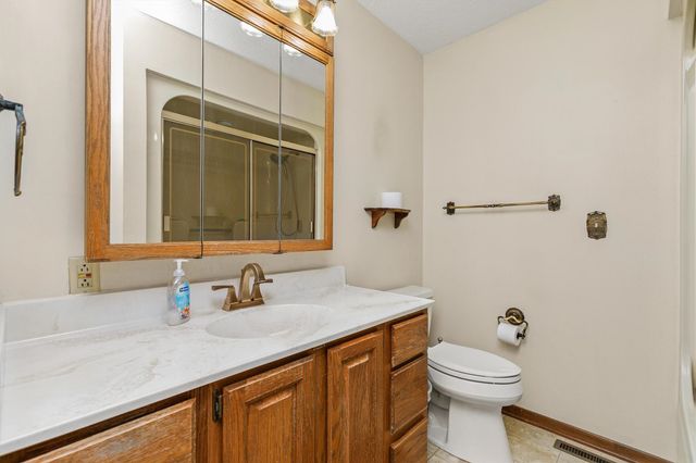 601 6th Street Place SE, Altoona, IA 50009