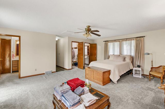 601 6th Street Place SE, Altoona, IA 50009
