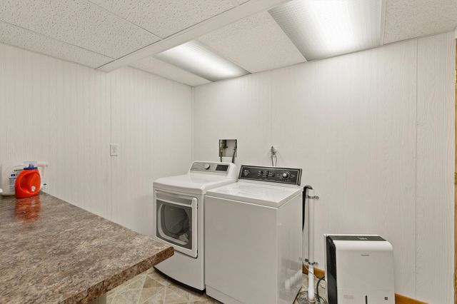 601 6th Street Place SE, Altoona, IA 50009