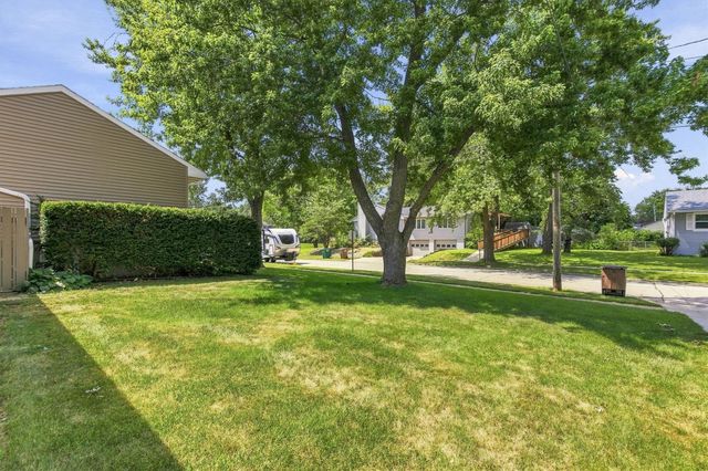 601 6th Street Place SE, Altoona, IA 50009
