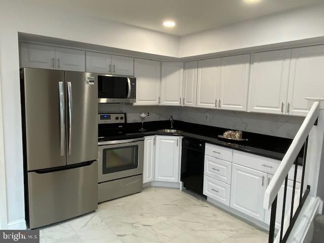 3306 JENNIFER CT, Voorhees, NJ 08043