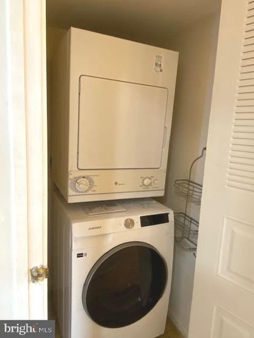 3306 JENNIFER CT, Voorhees, NJ 08043