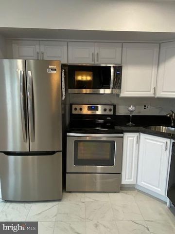 3306 JENNIFER CT, Voorhees, NJ 08043