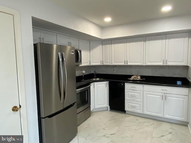 3306 JENNIFER CT, Voorhees, NJ 08043