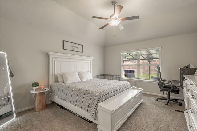 124 Worley Way, Huntsville, TX 77320