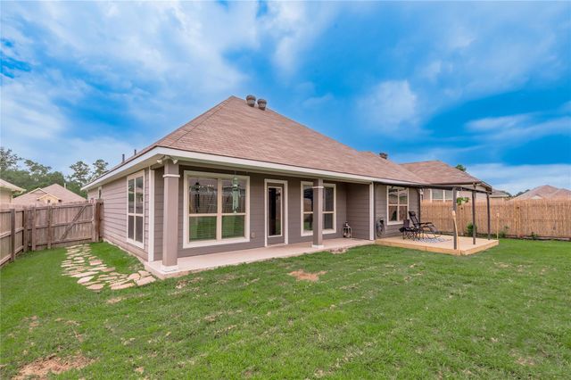 124 Worley Way, Huntsville, TX 77320