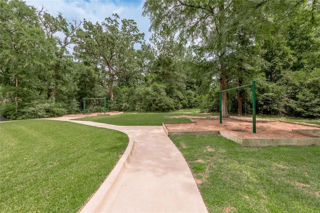 124 Worley Way, Huntsville, TX 77320