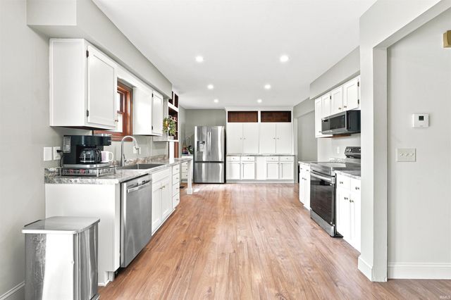 7302 River Ranch Court, Fort Wayne, IN 46835