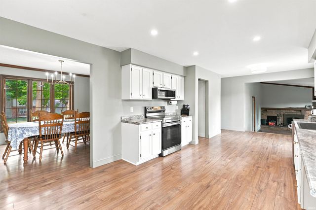 7302 River Ranch Court, Fort Wayne, IN 46835