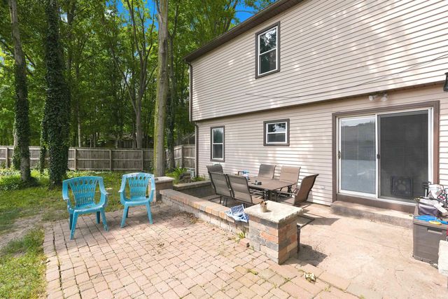 7302 River Ranch Court, Fort Wayne, IN 46835