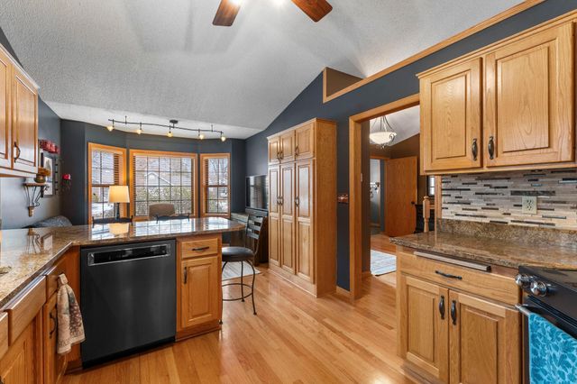 476 Hawthorn Road, Circle Pines, MN 55014