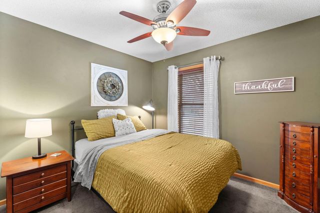 476 Hawthorn Road, Circle Pines, MN 55014