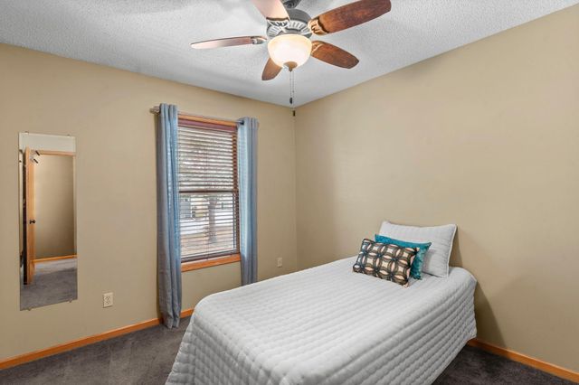 476 Hawthorn Road, Circle Pines, MN 55014