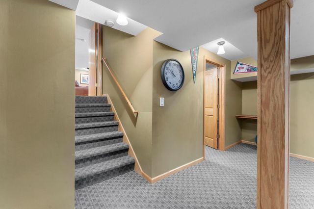 476 Hawthorn Road, Circle Pines, MN 55014