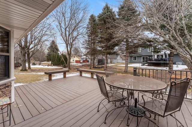 476 Hawthorn Road, Circle Pines, MN 55014