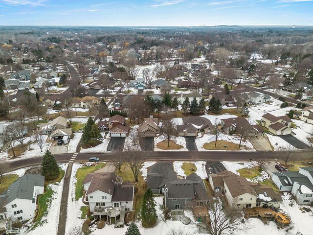 476 Hawthorn Road, Circle Pines, MN 55014