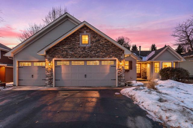 476 Hawthorn Road, Circle Pines, MN 55014