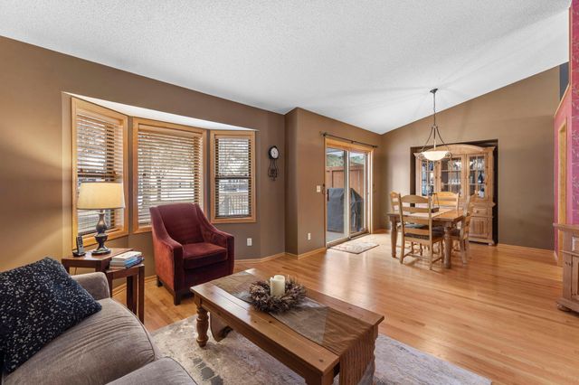 476 Hawthorn Road, Circle Pines, MN 55014