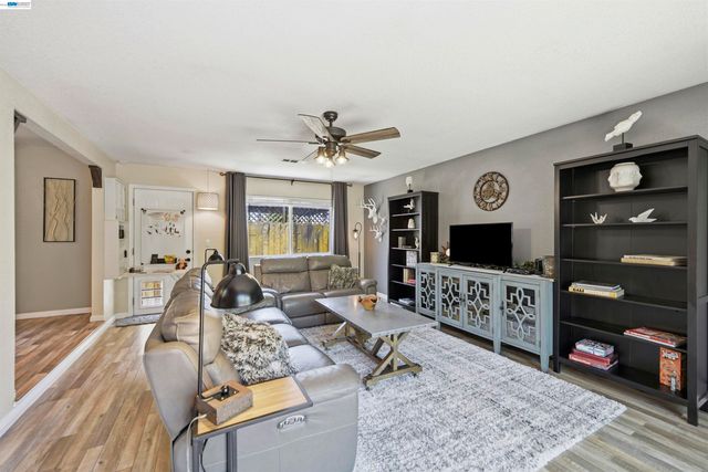 14868 Crosby St, San Leandro, CA 94579