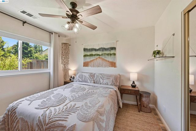 14868 Crosby St, San Leandro, CA 94579