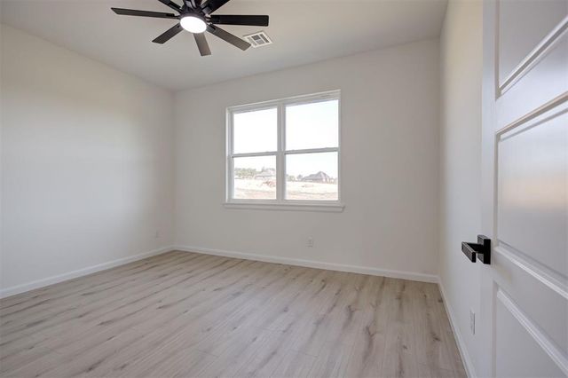 2444 Wolf Creek Bend, Blanchard, OK 73010