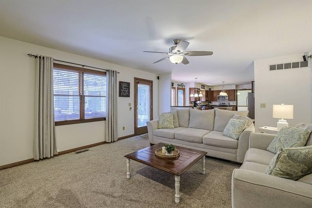 8427 Stratford Court, Florence, KY 41042