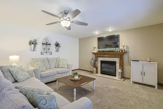 8427 Stratford Court, Florence, KY 41042