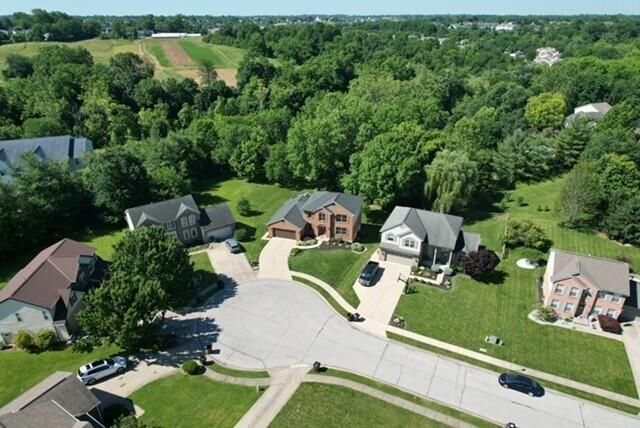 8427 Stratford Court, Florence, KY 41042
