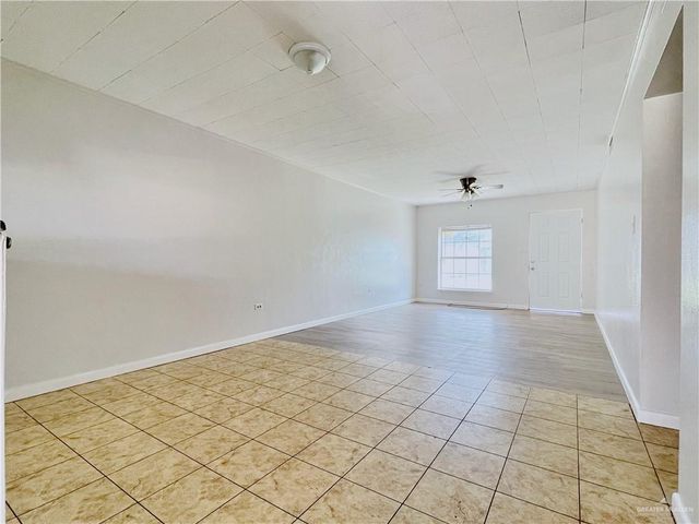 1120 Valley View Drive A1, Weslaco, TX 78596