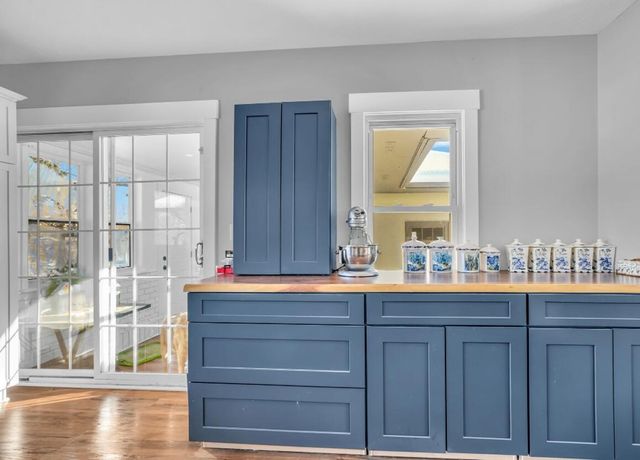 619 137th Avenue, Wayland, MI 49348