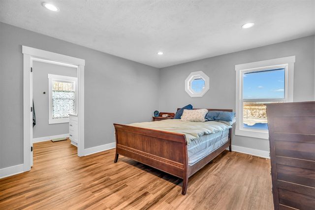 619 137th Avenue, Wayland, MI 49348