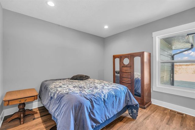 619 137th Avenue, Wayland, MI 49348