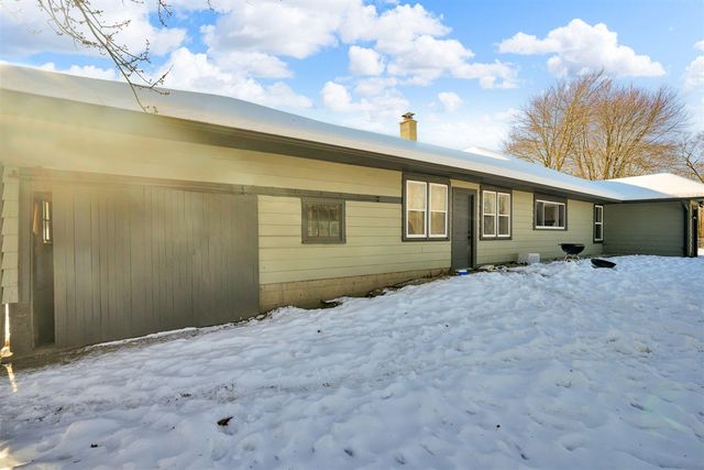 619 137th Avenue, Wayland, MI 49348